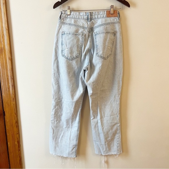 Zara Light Blue Wash High Rise Straight Leg Jeans Distressed Size 6 - Picture 5 of 7